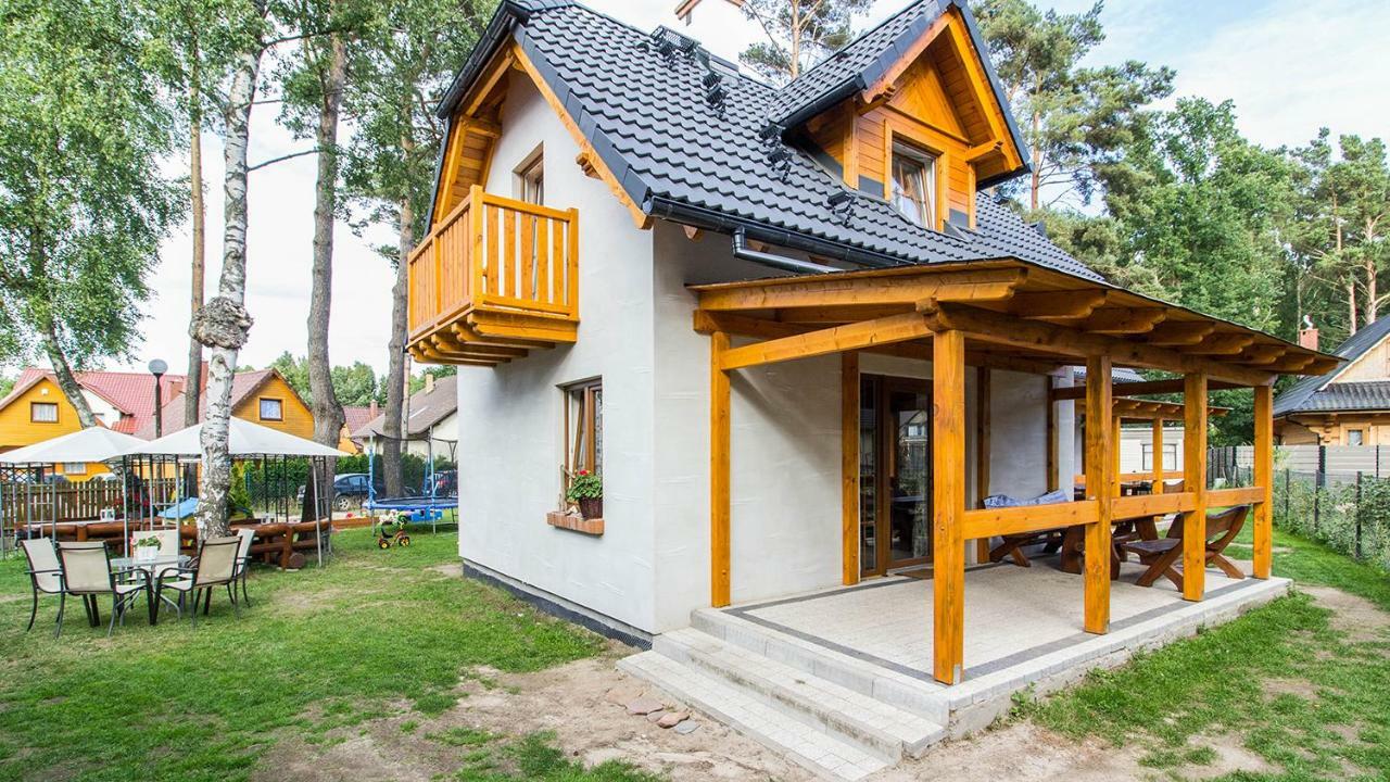 Lesna Chata Jarosławiec Exterior foto